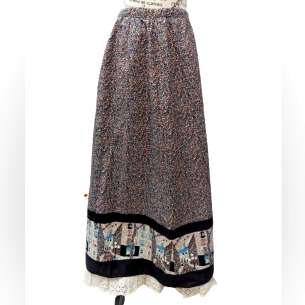 Vintage floral Prairie maxi skirt with matching scarf size S